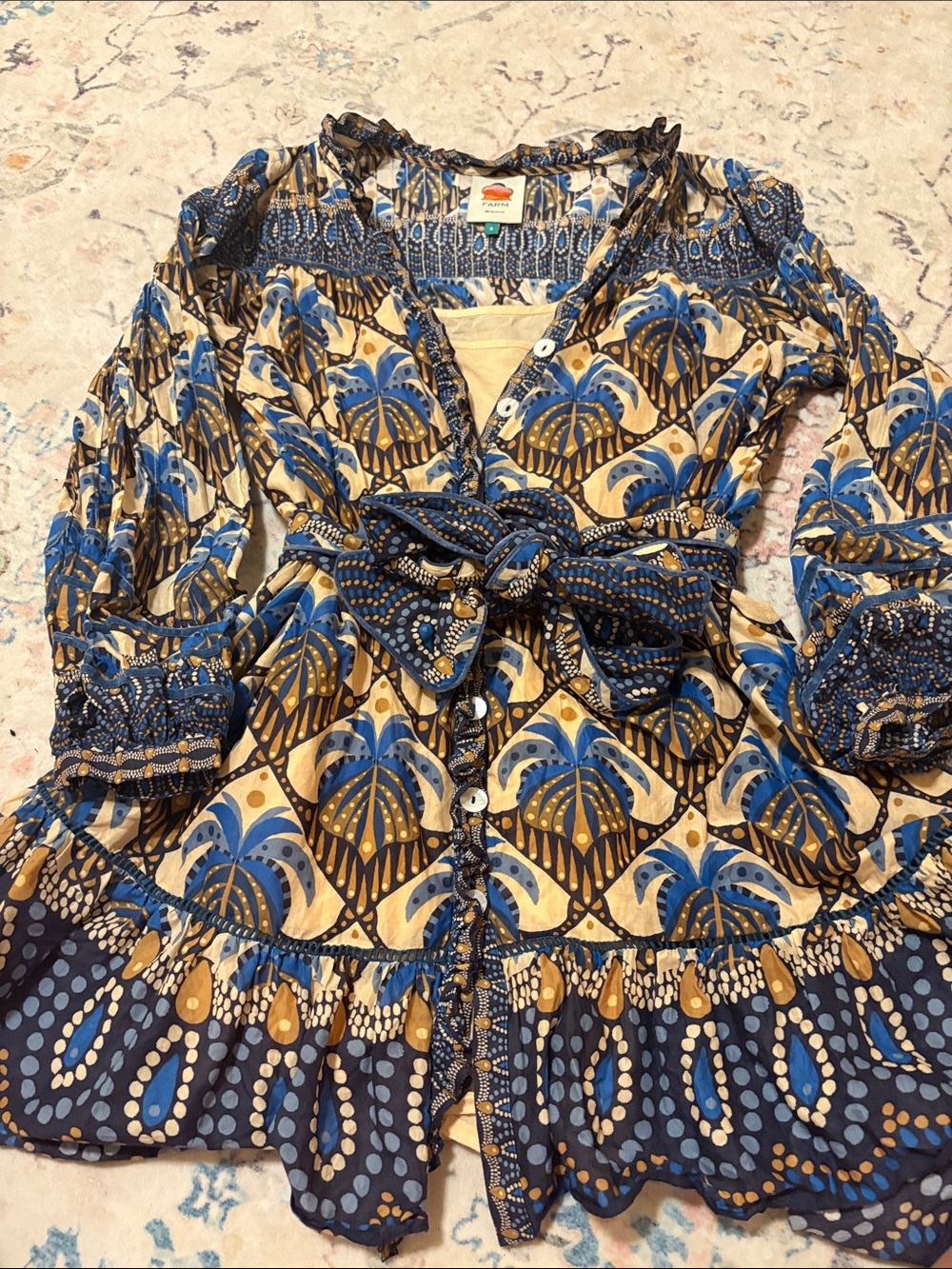 Farm Rio dress. Color: Cocopalm Beige. Size small. In perfect condition.